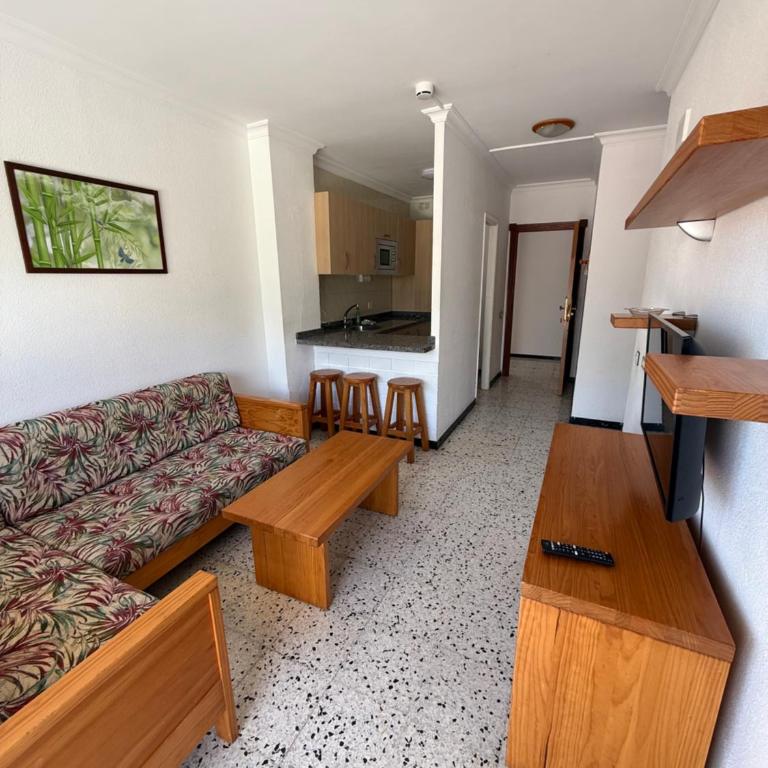 Los Ficus - One-Bedroom Apartment - 14