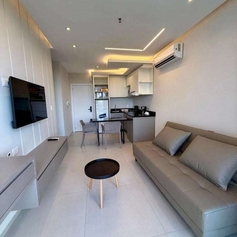 Milord Suites - Apartment with Balcony - 3
