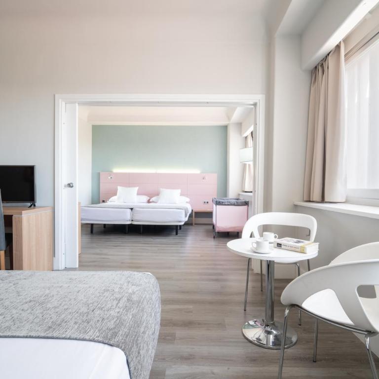 Hotel Chamartin The One - Family Suite (4 Adults) - 9