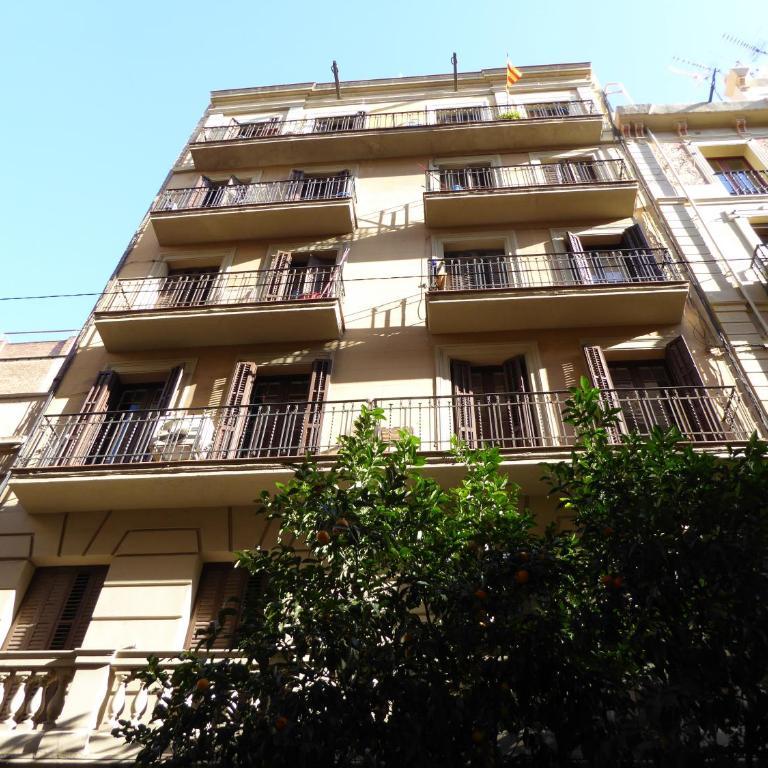 ApartEasy mid-term ONLY for VACATIONS stays, ATIC GRACIA - Two-Bedroom Apartment - 16