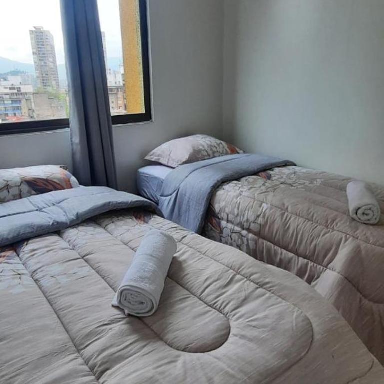 Santiago centro cerca de Plaza de Armas - Room #1583653101 - 18