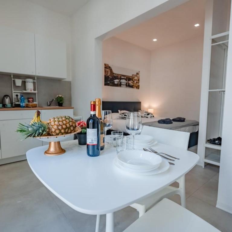 Guelfa Luxe Apartment a 2 min dal Duomo by MOIS Collection - Studio Apartment - 1