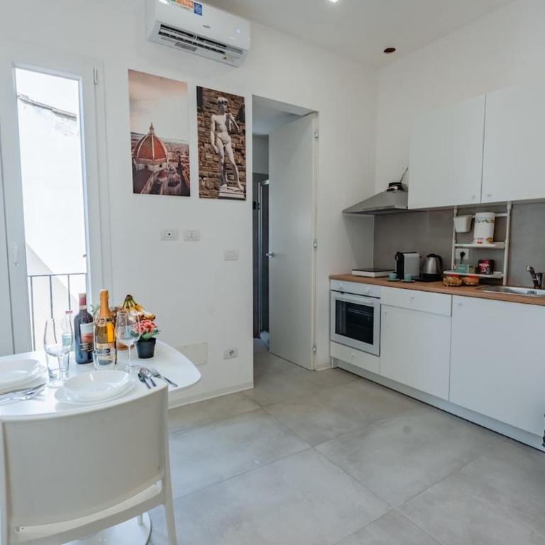 Guelfa Luxe Apartment a 2 min dal Duomo by MOIS Collection - Studio Apartment - 8