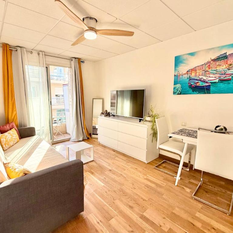 Antibes Centre Ville - 4 Personnes - Appartement - 1