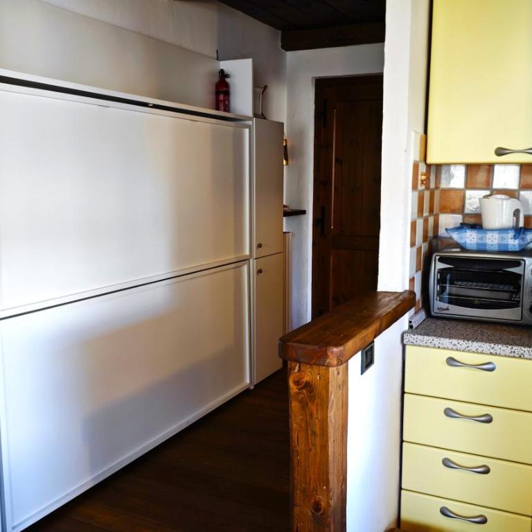 Hostdomus - Imperial Chalet 2 - Appartamento con 1 Camera da Letto, Balcone e Vista Montagna - 9