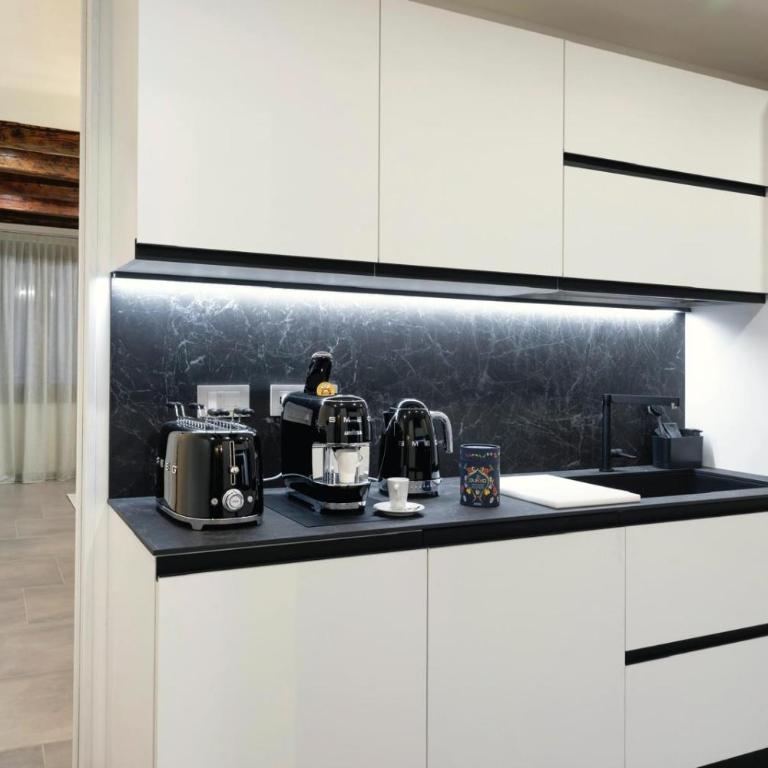 SUITE MALVASIA - Charming Residence - Appartamento con 2 Camere da Letto - 18