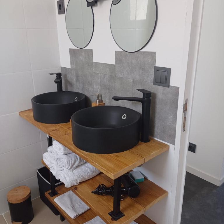 Charmante maison avec piscine entre lac et plage - Casa Vacanze con 3 Camere da Letto - 26