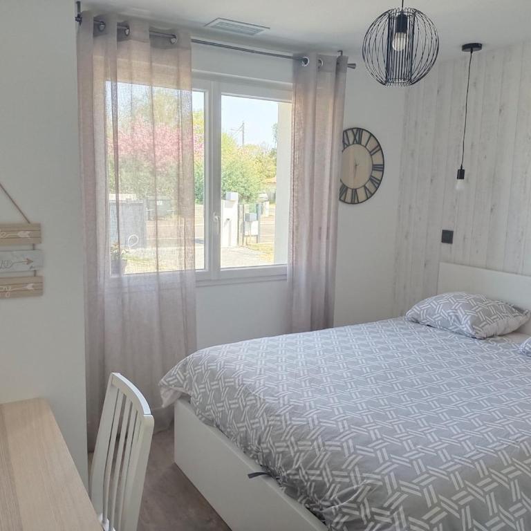 Charmante maison avec piscine entre lac et plage - Casa Vacanze con 3 Camere da Letto - 30
