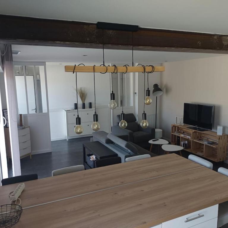 Charmante maison avec piscine entre lac et plage - Casa Vacanze con 3 Camere da Letto - 42