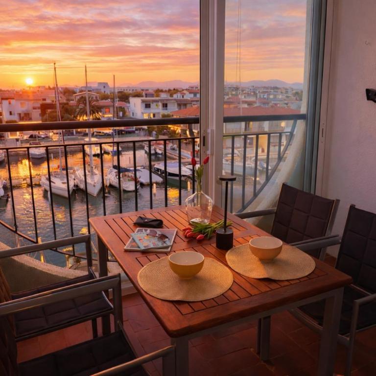 Apartamento Salins vista al canal de Empuriabrava - Apartamento de 1 dormitorio - 1
