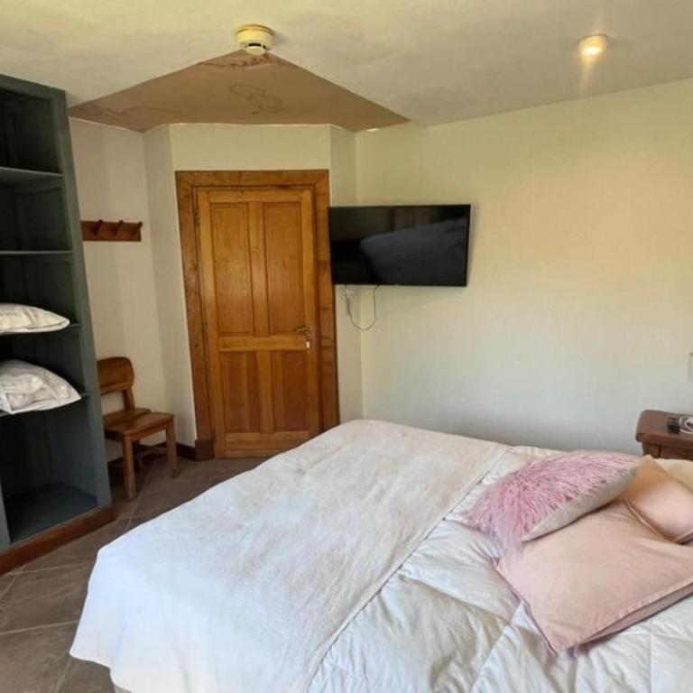 Pirámides Andinas Cureu 12200 San Carlos de Bariloche - Room #1583690701 - 32