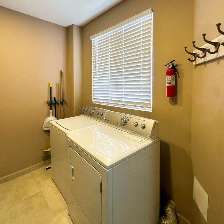 Wake Up Close to the Ocean in this 2BR Condo - Apartamento - 36