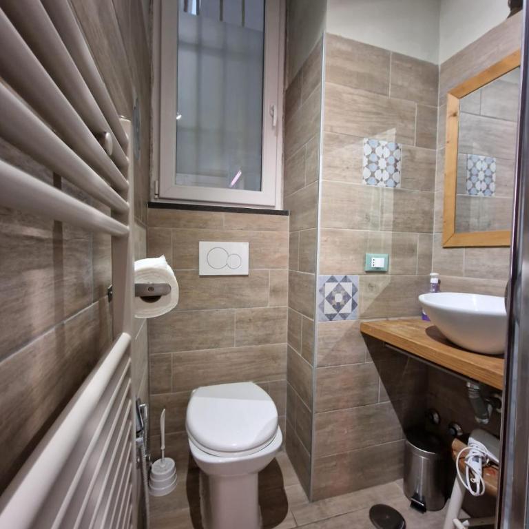 Chez Luna - Double Room with Private Bathroom - 2