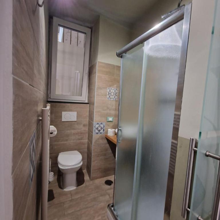 Chez Luna - Double Room with Private Bathroom - 5