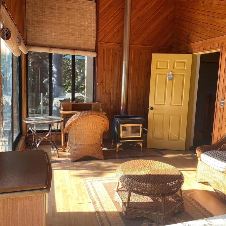 Casa en la Playa Grande Pucon - Four-Bedroom House - 3