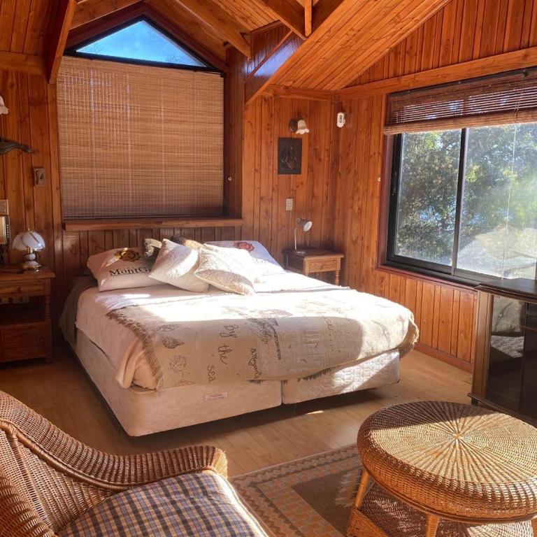 Casa en la Playa Grande Pucon - Four-Bedroom House - 5