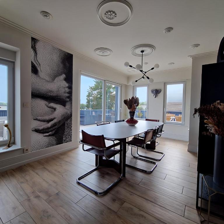 ATELIER DE BERCK - Gîte 6p avec Parking GRATUIT & TERRASSE - Appartement 3 Chambres - 5