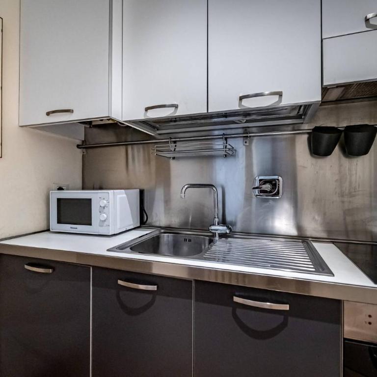YD Servi suite apt - One-Bedroom Superior Apartment - 12