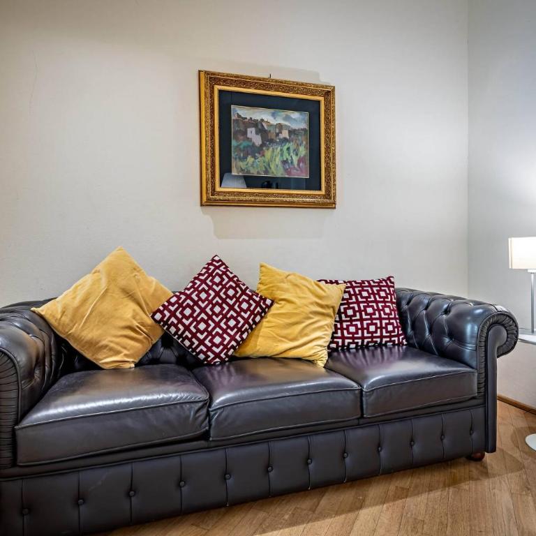 YD Servi suite apt - One-Bedroom Apartment - 9