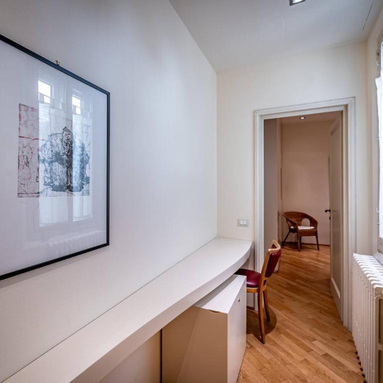 YD Servi suite apt - One-Bedroom Apartment - 13