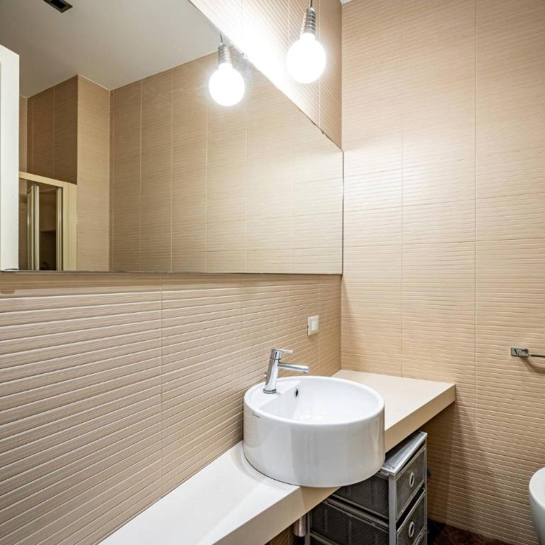 YD Servi suite apt - One-Bedroom Deluxe Apartment - 22