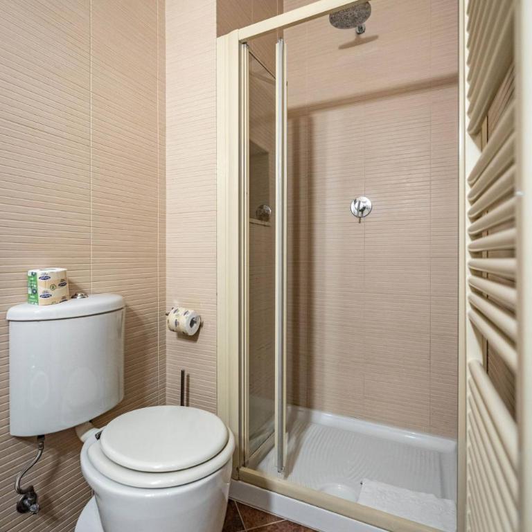 YD Servi suite apt - One-Bedroom Deluxe Apartment - 24