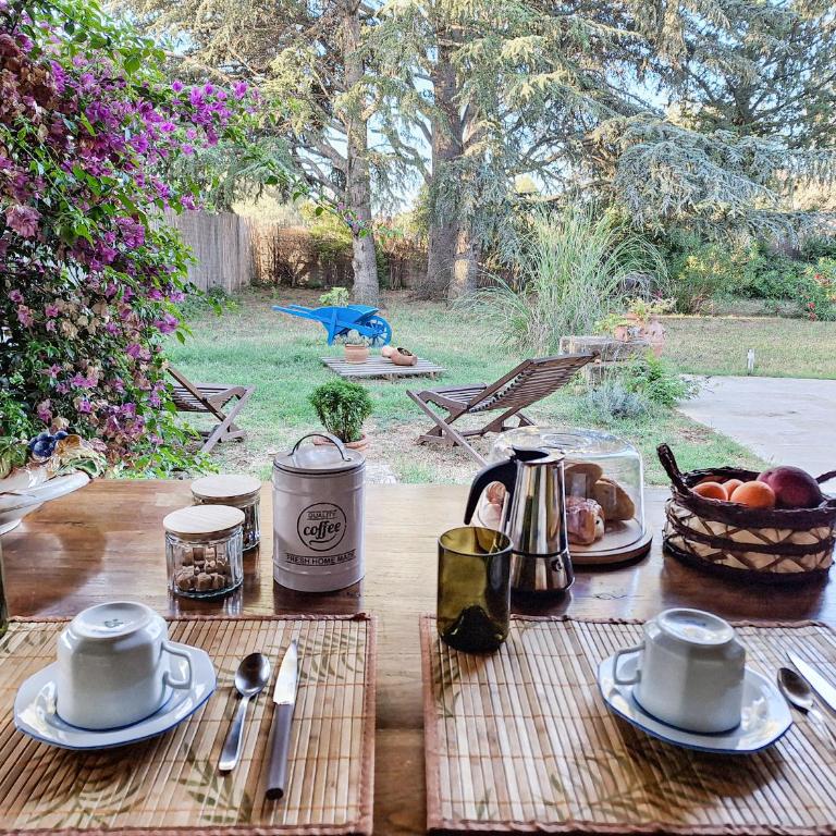 Vintage Provence - Studio avec Vue sur Jardin - 4