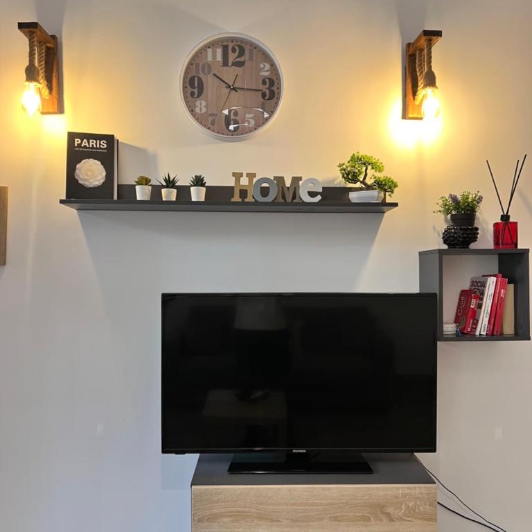 FM Home Stadio Renzo Barbera - Two-Bedroom House - 15