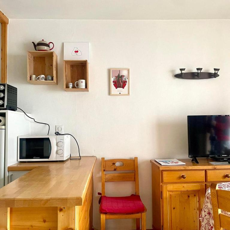 Studio 2* pour 2 pers avec wifi et parking, centre station - Studio - 10