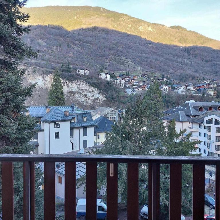Charmant studio pour 2 avec balcon à Brides-les-Bains - Studio - 15