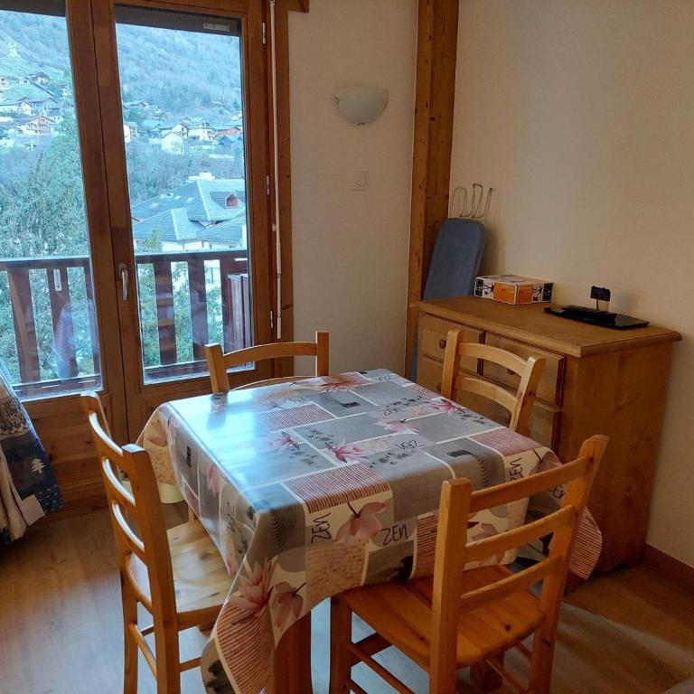 Charmant studio pour 2 avec balcon à Brides-les-Bains - Studio - 18