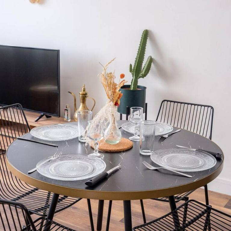 T2 Cosy Chic Centre Toulouse avec parking - Appartamento - 13