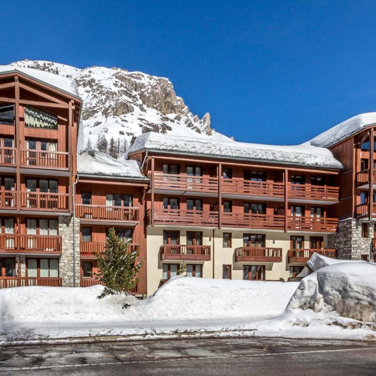Charmant duplex 3 pièces avec balcon sud, près du centre et des pistes, parking, WiFi - FR-1-694-145 - Appartement - 17