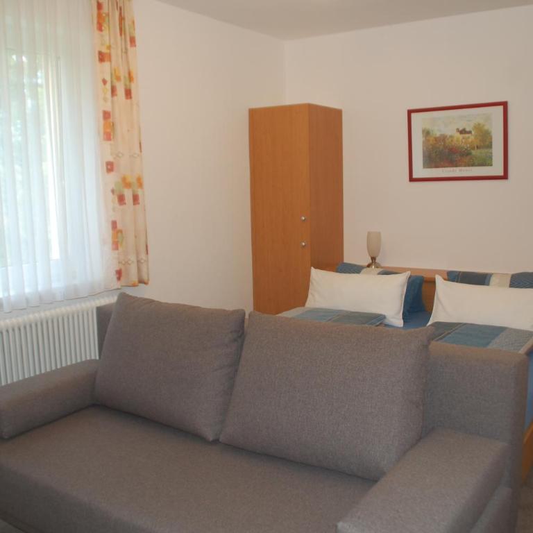 Haus am Wald - Apartment mit 2 Schlafzimmern und Balkon - 12