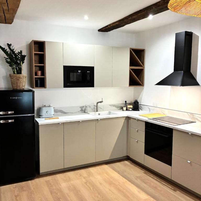 Appartement de 60 m2 avec 2 chambres et place de parking, Dijon cœur de ville - Two-Bedroom Apartment - 10