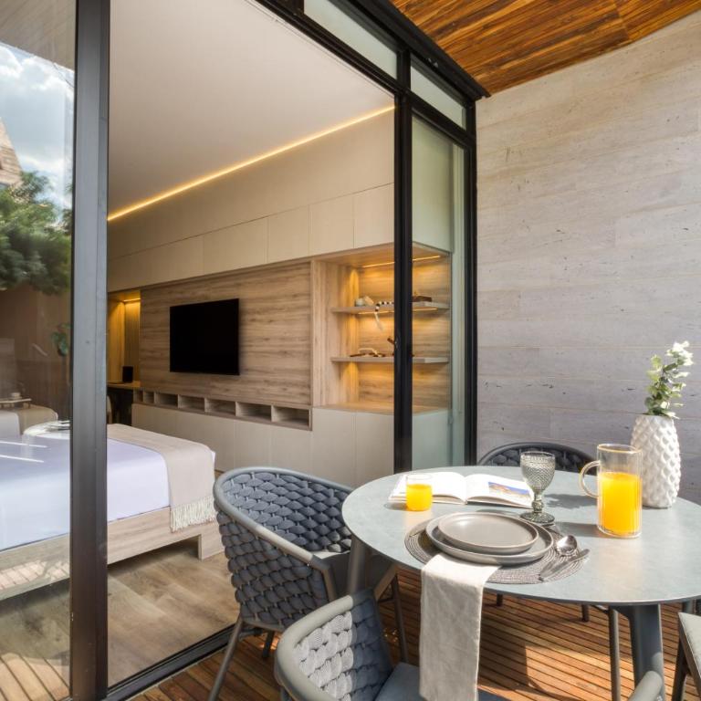 Studio Fenomenal con Balcon Priv and Rooftop whit Jacuzzi - Deluxe Double Studio - 13