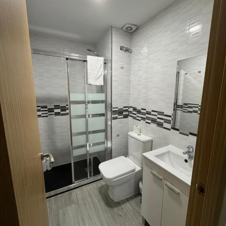 Sostoa Rooms - Habitación Doble con balcón - 4