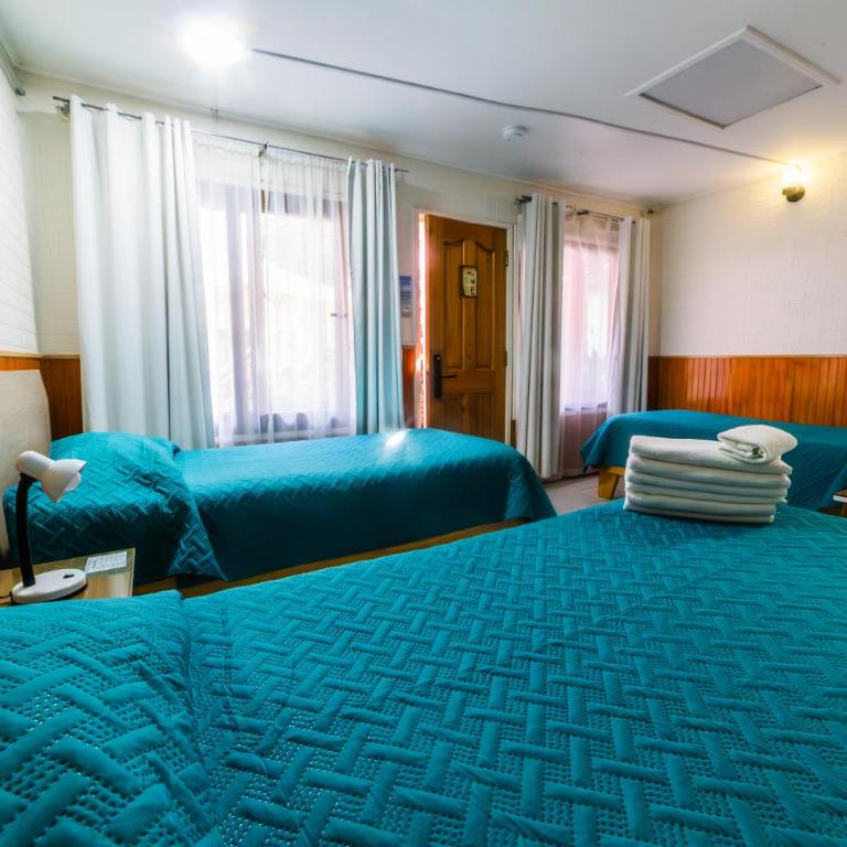 Hotel Montecarlo - Triple Room with Private Bathroom - 2
