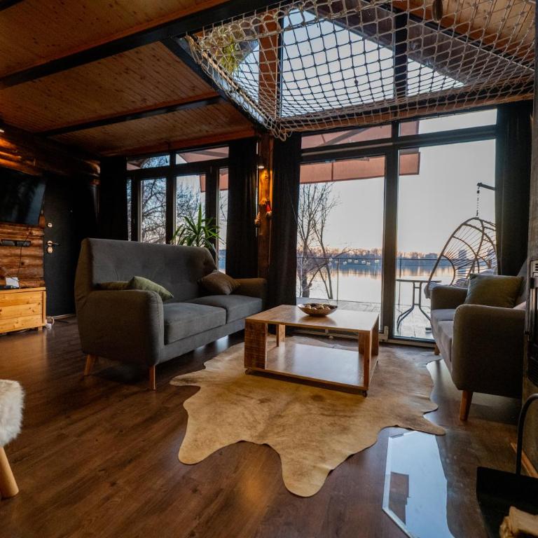 Danube Retreat - Kuća sa 1 Spavaćom Sobom - 1