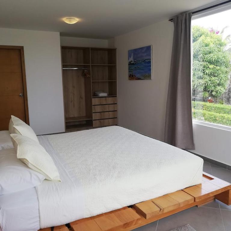 Jama Campay - Four-Bedroom Apartment - 2