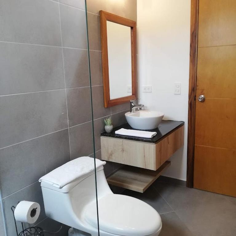 Jama Campay - Four-Bedroom Apartment - 3