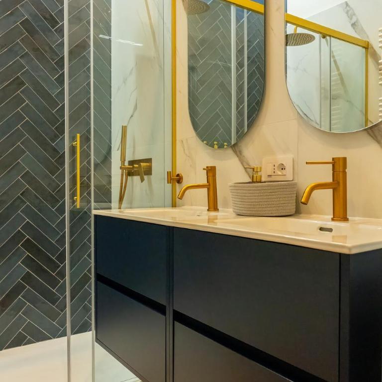 3 Suites, Freestanding Tub, XL Luxury Apartment - Appartamento con 3 Camere da Letto - 19