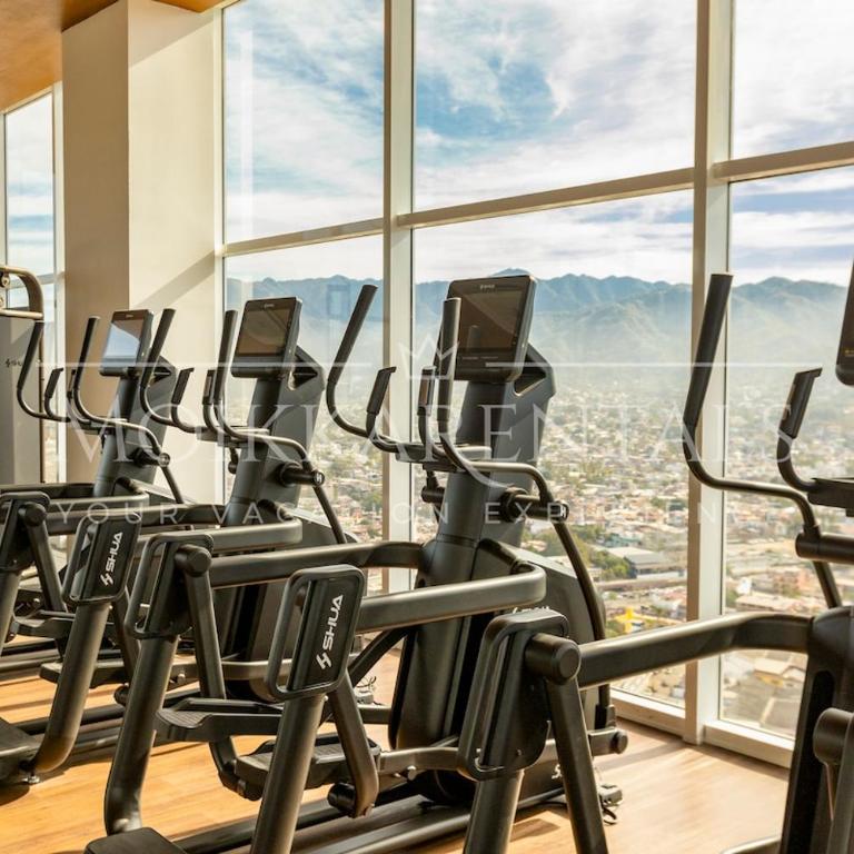 13th Floor Oceanfront 8 Pools 500Mbps - One-Bedroom Apartment - 41