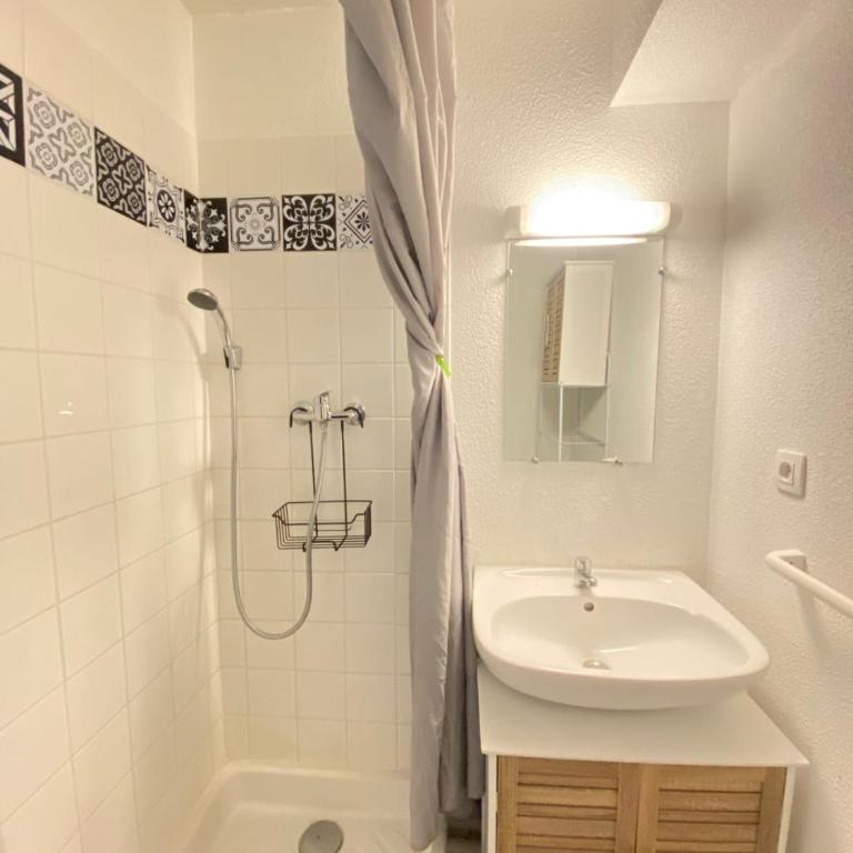Haven of peace at the foot of the ski slopes - Apartment - 7