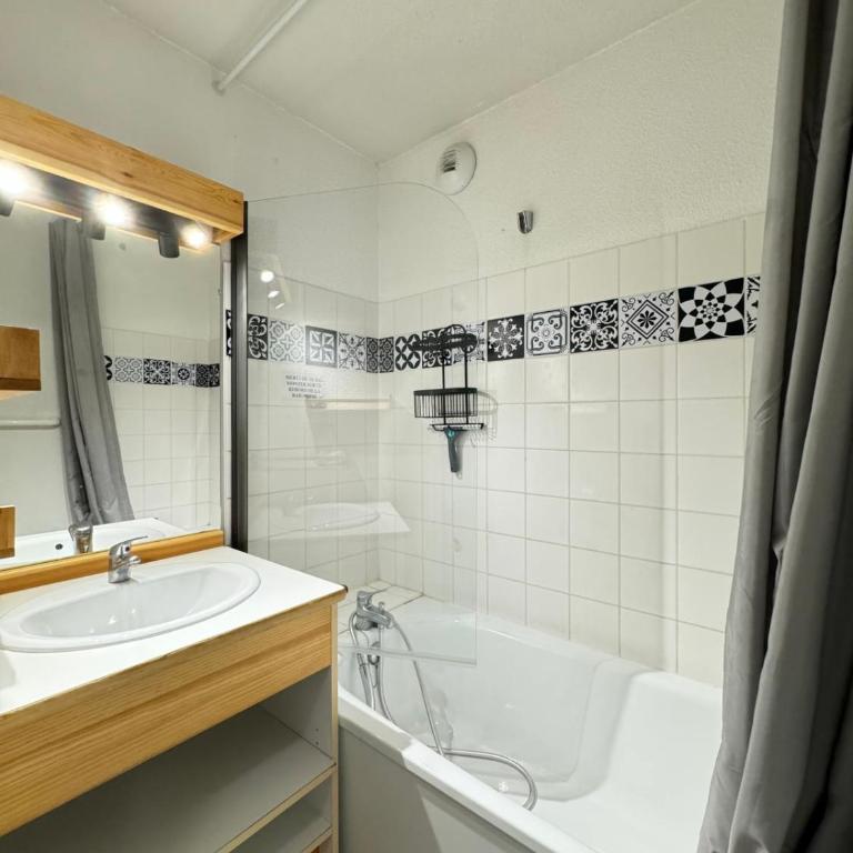 Haven of peace at the foot of the ski slopes - Apartment - 8