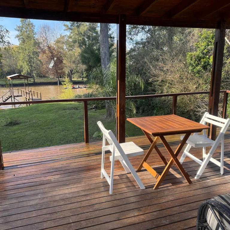 Casa frente al río con muelle propio en el Delta - Room #1583785701 - 1