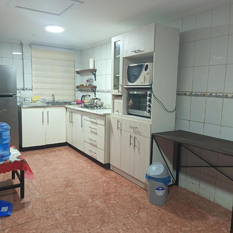 Amplia casa 3D 2B a menos de 1Km plaza de Los Andes - Vacation Home - 11