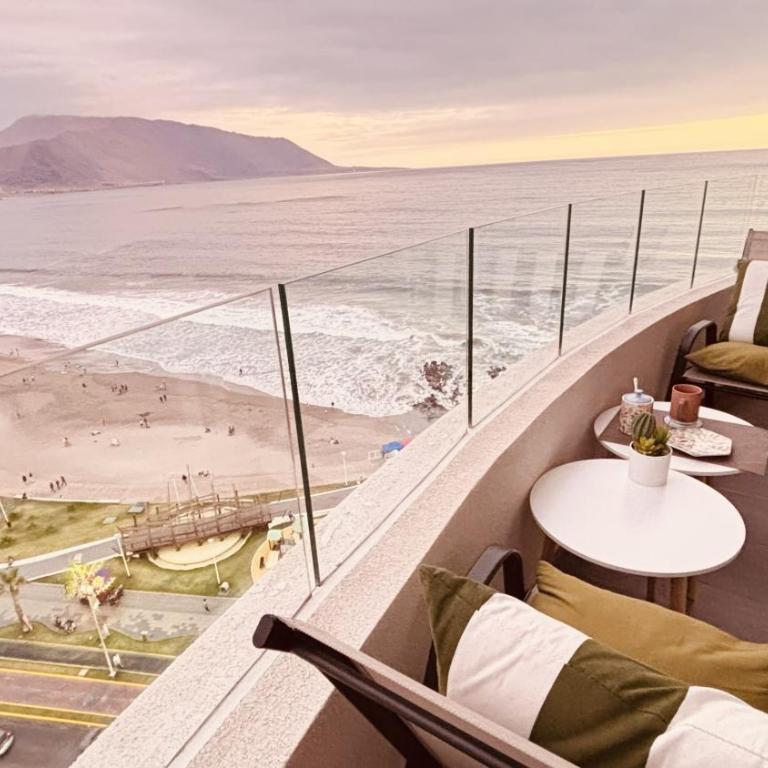 Departamento estudio frente a Playa Brava - One-Bedroom Apartment - 1