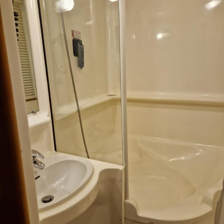 Quick Palace Vannes - Chambre Lits Jumeaux - 3