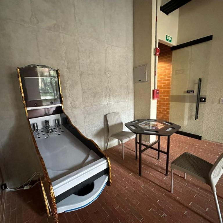 APARTAESTUDIO UNIVERSITARIO/CENTRO DE BOGOTA/TURISTICO - One-Bedroom Apartment - 63